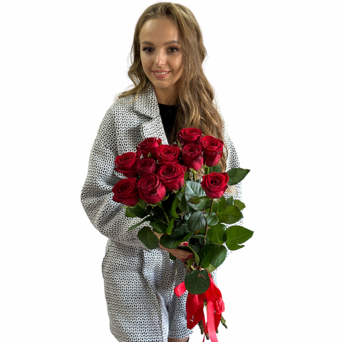 11 red roses