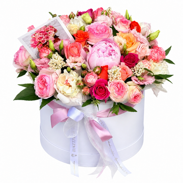 Flowers in the oasis